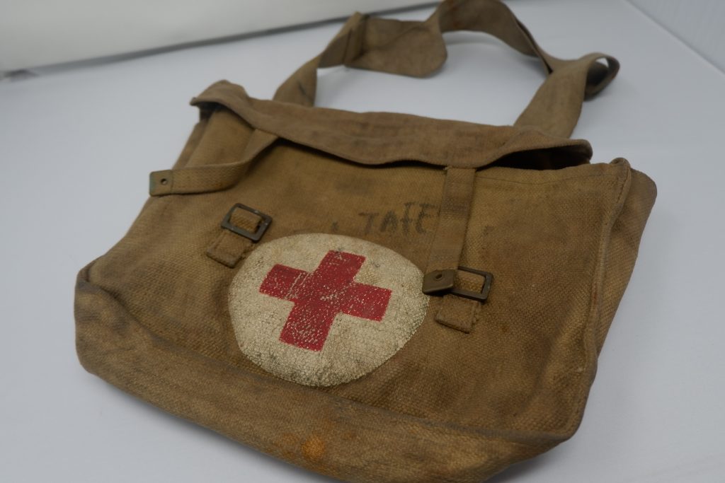 A WW1 medic satchel.