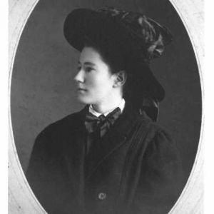 Portrait of Gertrude Menzies Harding from the past.